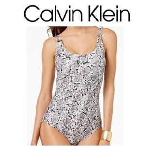 Calvin Klein Black Viper Starburst Pintucked tiers sz 6 One-Piece Swimsuit